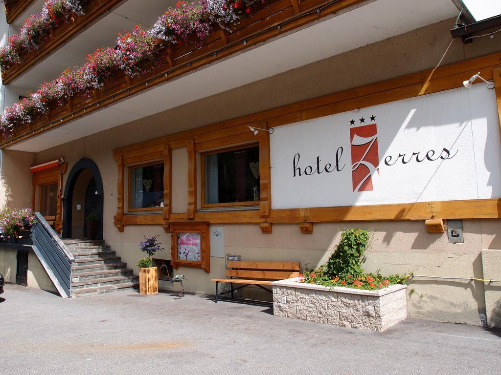 Hotel Zerres Partenen Buitenkant foto